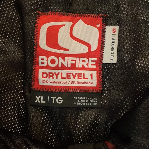 Bonfire XL Maroon tailored Fit Snowboarding Pants - Picture 3 of 3